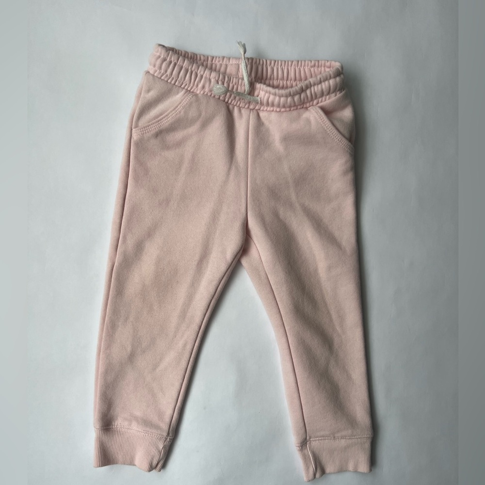 Cat & Jack Valentines Day Set with Bonus Pale Pink Sweatpants - Picture 7 of 9